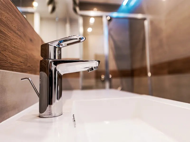 How To Take Apart Moen Kitchen Faucet Head? (Delta, Kohler, American