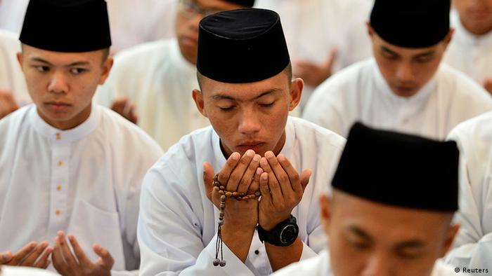 Sharia in Brunei the sultan′s new laws World Breakings news and