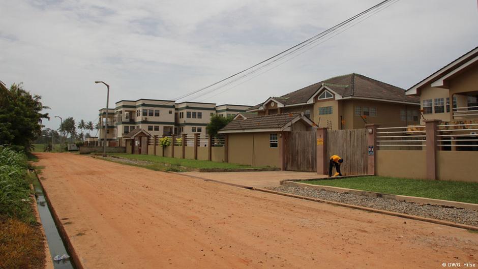 Ghana′s Takoradi and its uneasy affair with oil Africa DW 29.07.2014