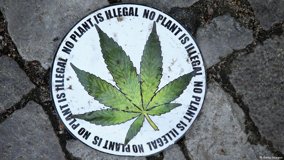 Berlin′s Hanfparade For pot, against harsh drug laws Germany News