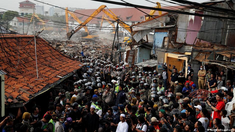 Contoh Keadilan Sosial Di Lingkungan Keluarga