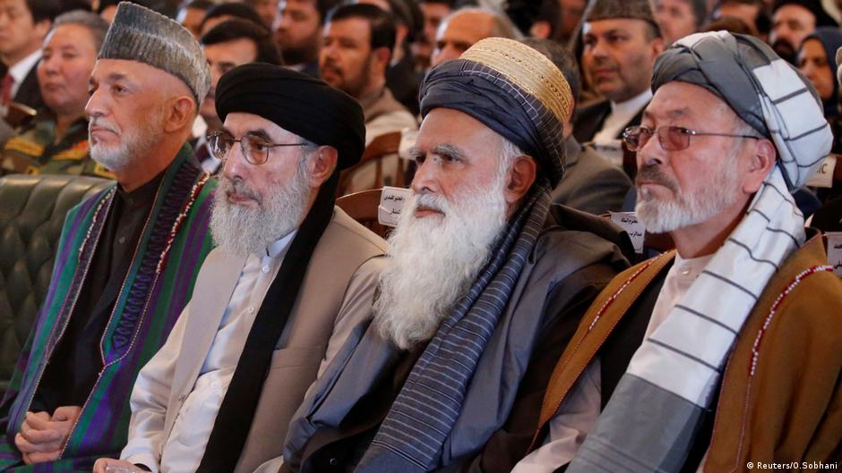 Afghanistan Frauenrechte : Afghanistan-Lösung ohne Frauenrechte? | Asien | DW | 17.12 ...