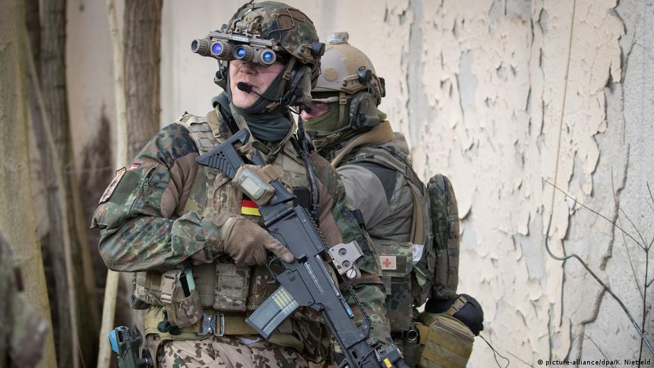 Farright extremism probe into elite German army unit opens News DW 17.08.2017