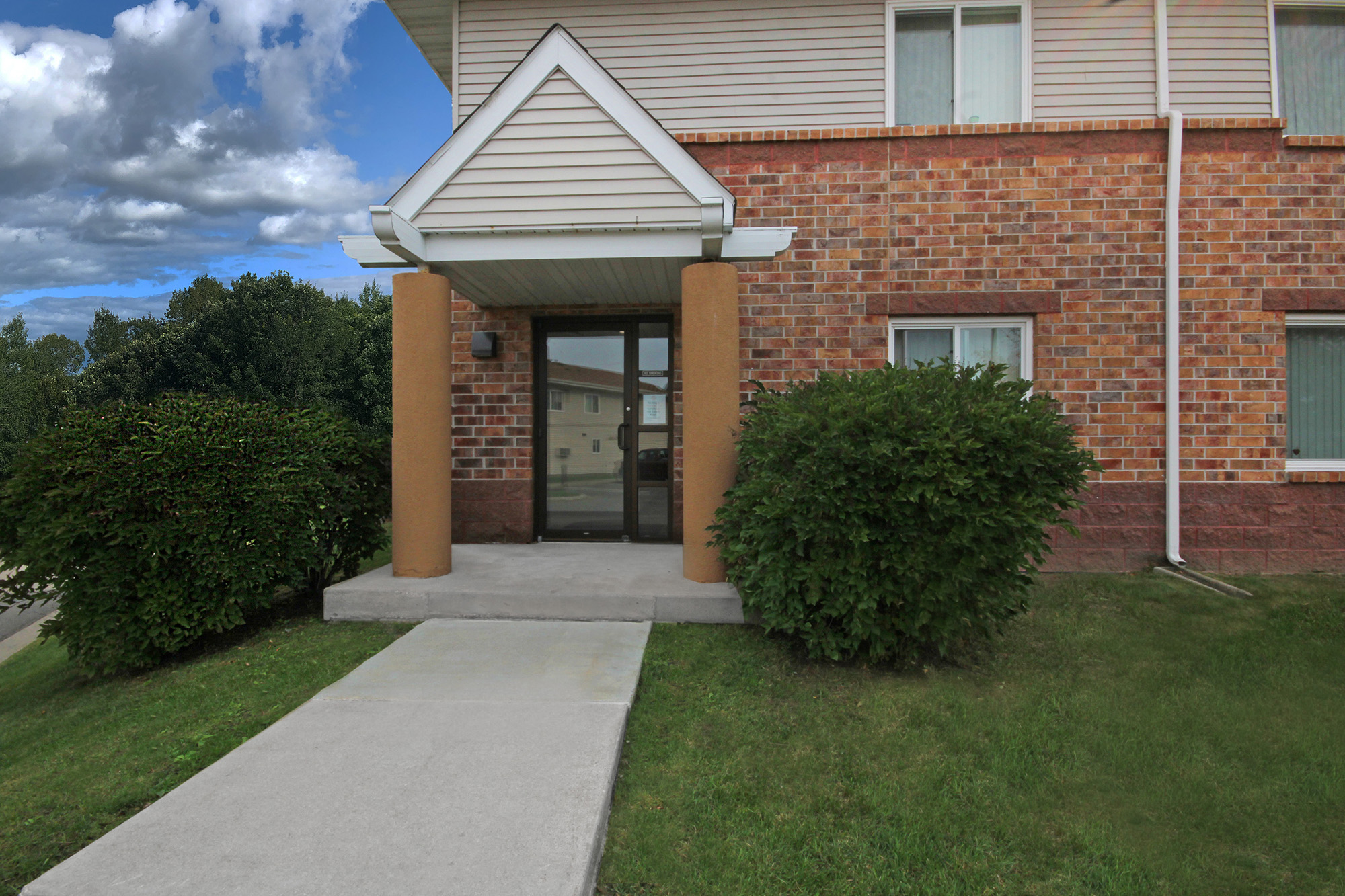 Woodland Manor D.W. Jones Management, Inc.