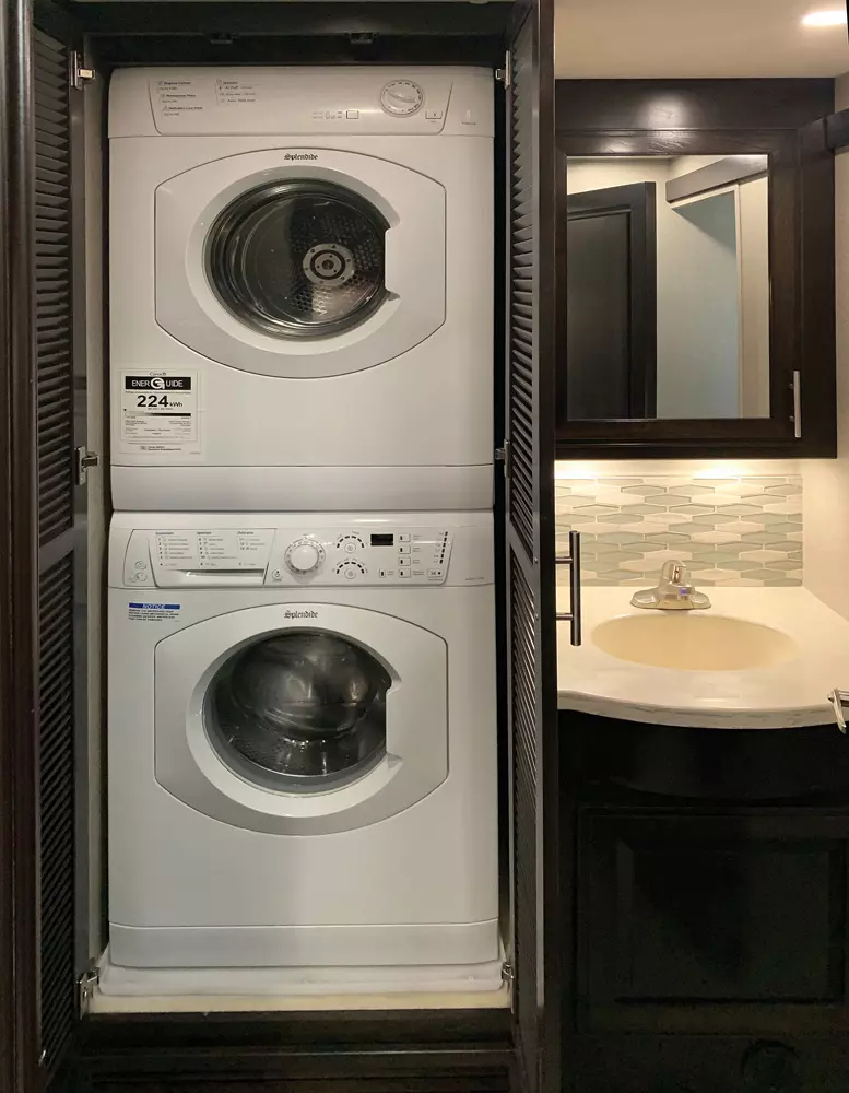 DynaQuest XL Class C Motorhomes Dynamax RV