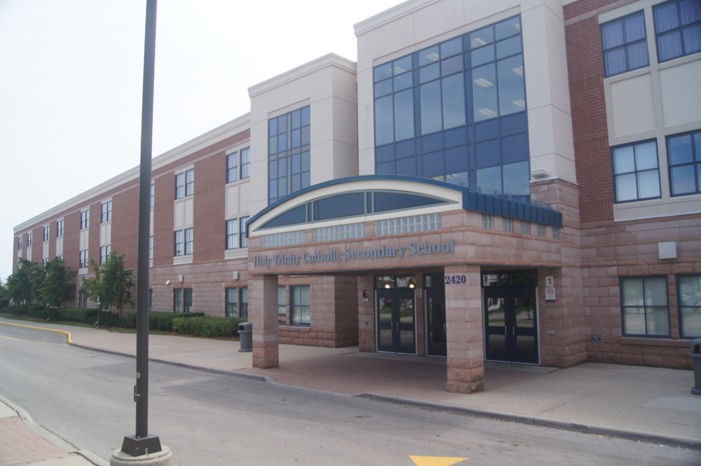 Holy Trinity High School Oakville Dynamic Flow Balancing Ltd.