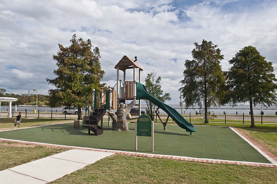 East Lakeshore Children's Park Gallery DynaPlay DynaPlay