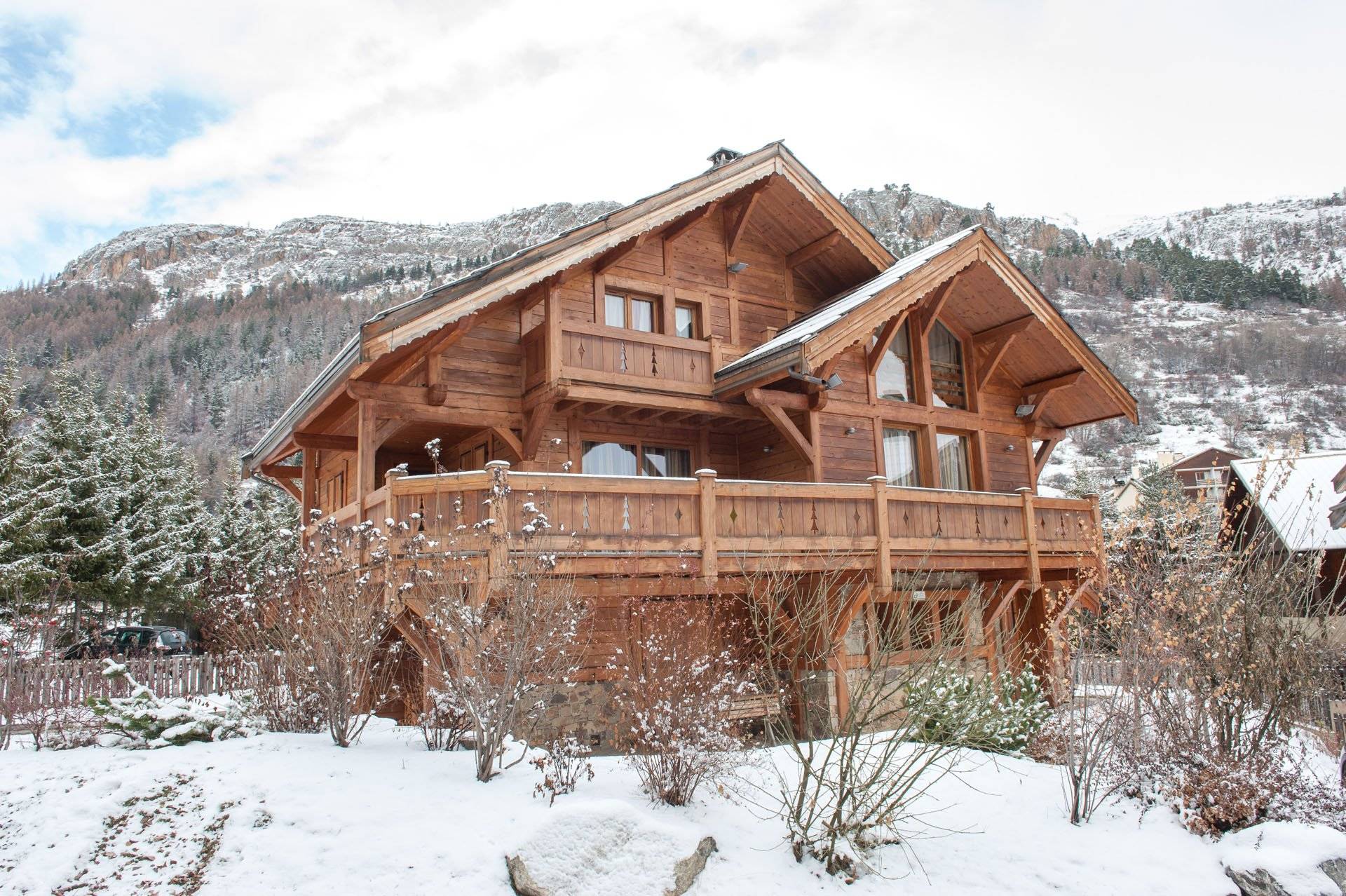 Chalet Les Clarines Location Chalet à Serre Chevalier Www