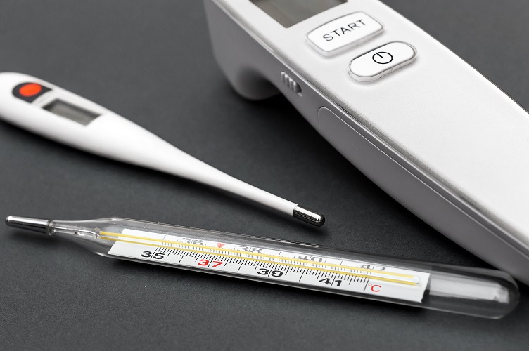 Comparing Different Thermometers Make Accurate Choice