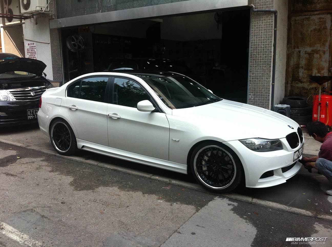 uweric5985's 2009 BMW 323i BIMMERPOST Garage