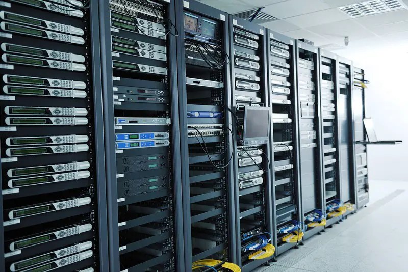 Top 11 Server Manufacturers in the UK EAbel
