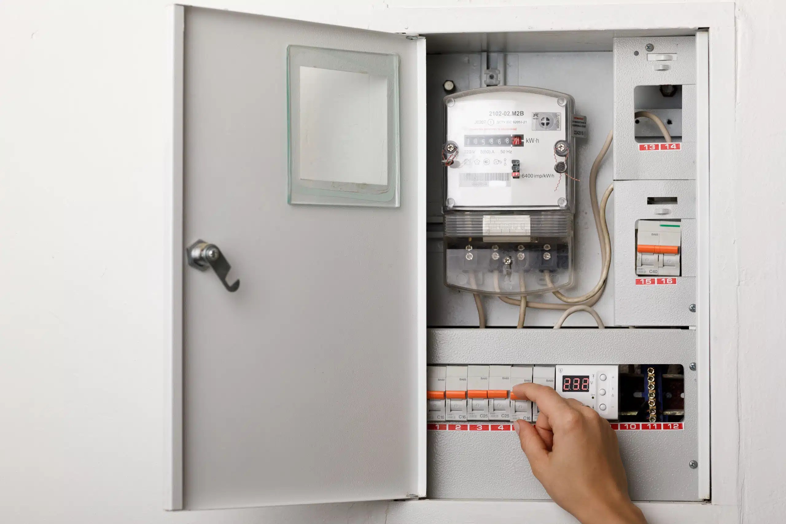 How to Install an Electric Meter Box A StepbyStep Guide EAbel(04)