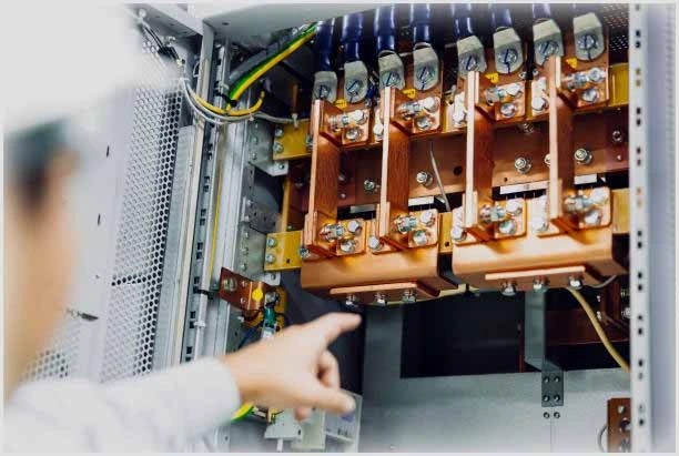 Busbar Design in Switchgear: Key Principles & Best Practices - E-Abel