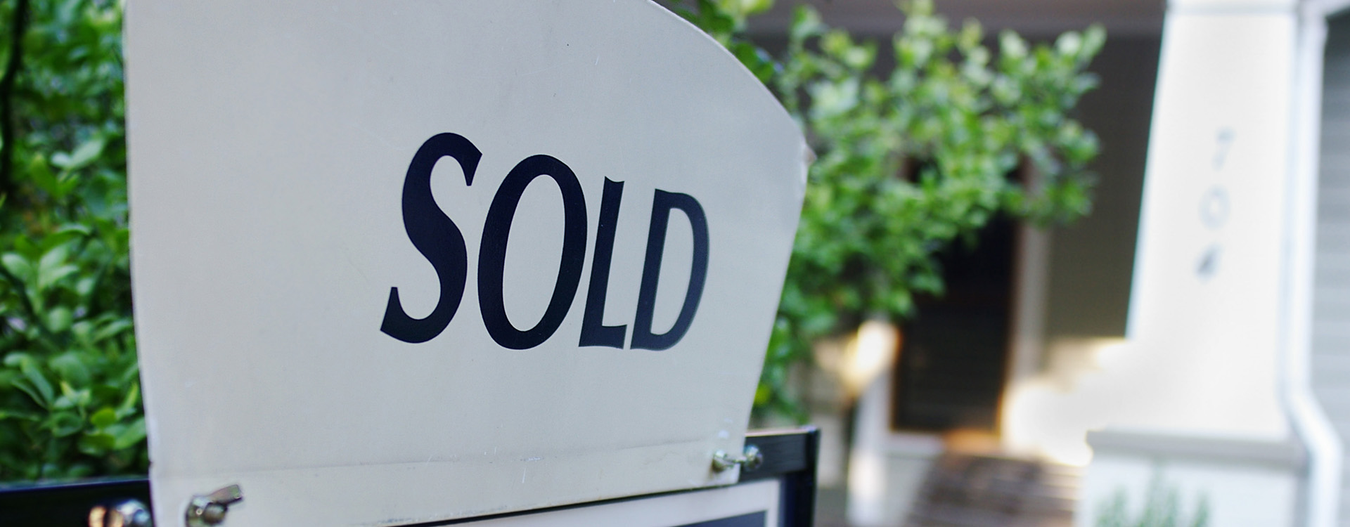 Wichita Falls Real Estate RE/MAX Elite Group Debra West Serving