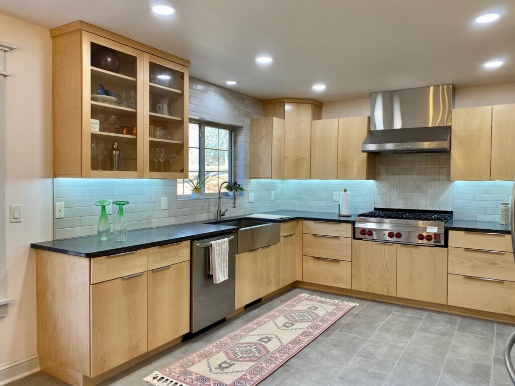 Aspen Eaton Kitchen Eagle