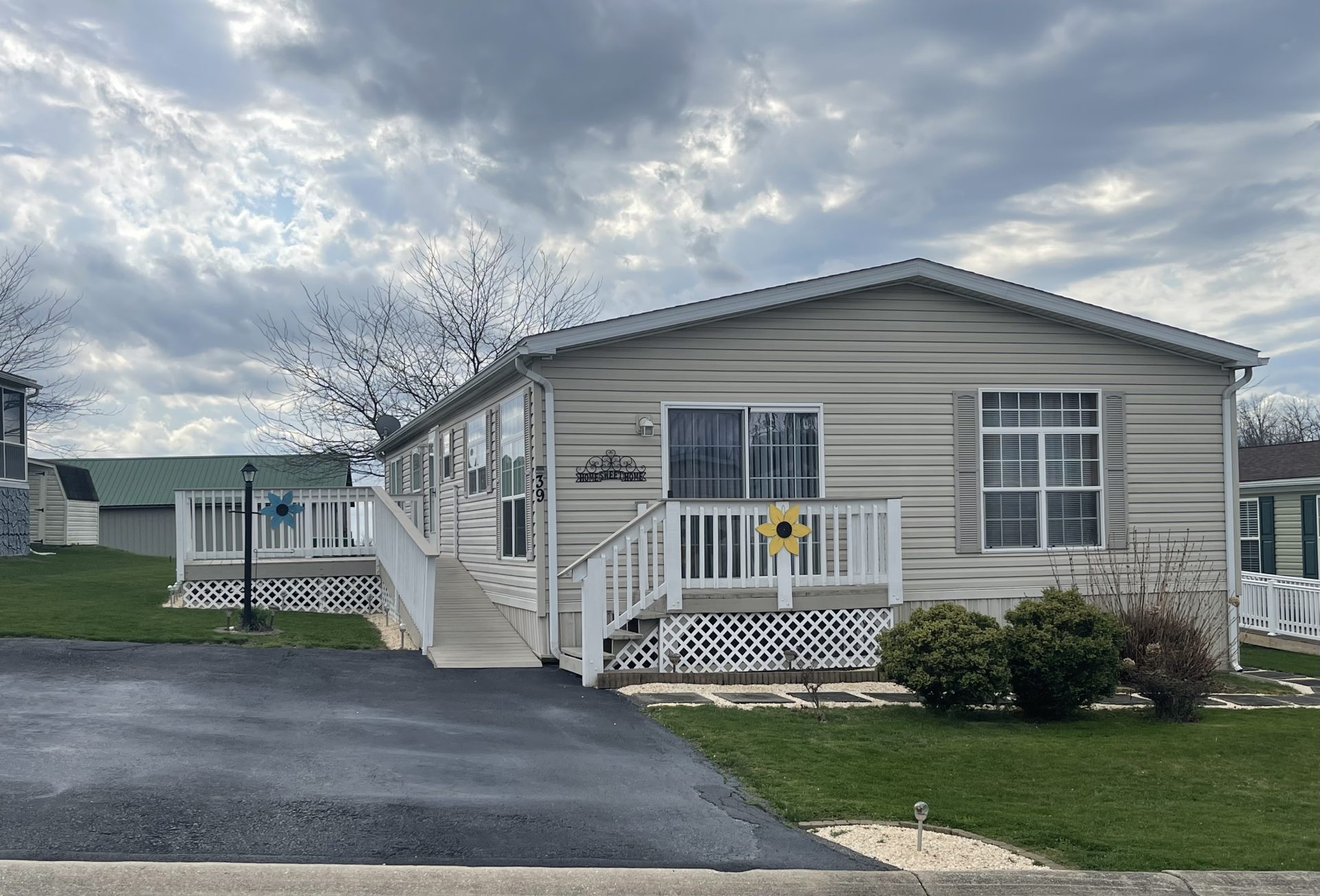 2004 Colony, 3 bedrooms, 2 bathrooms