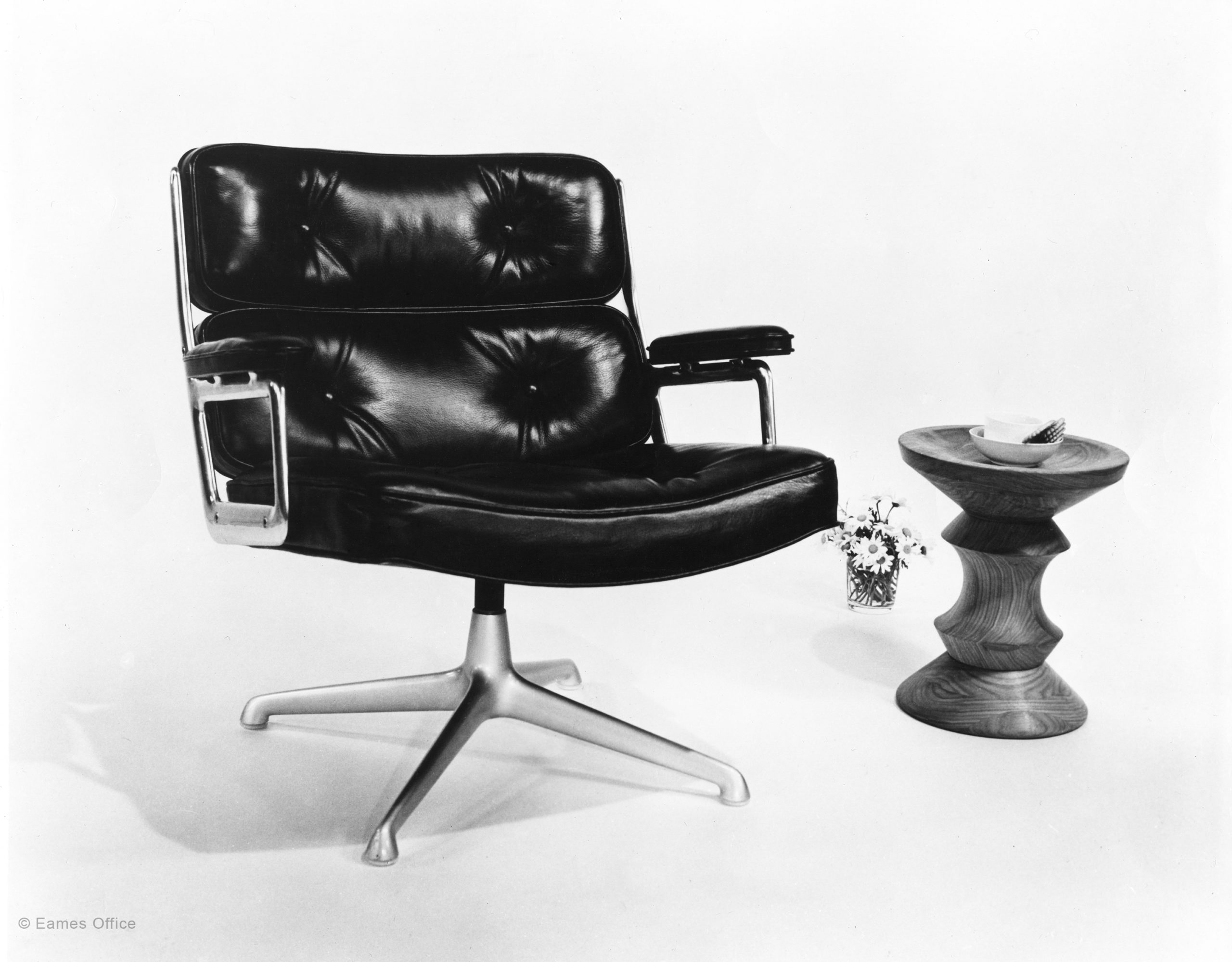 EXECUTIVE CHAIRS Eames Office