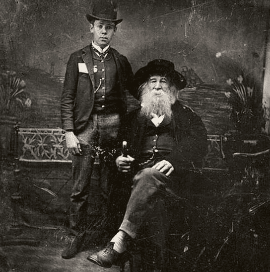 The WoundDresser Earbox John Adams