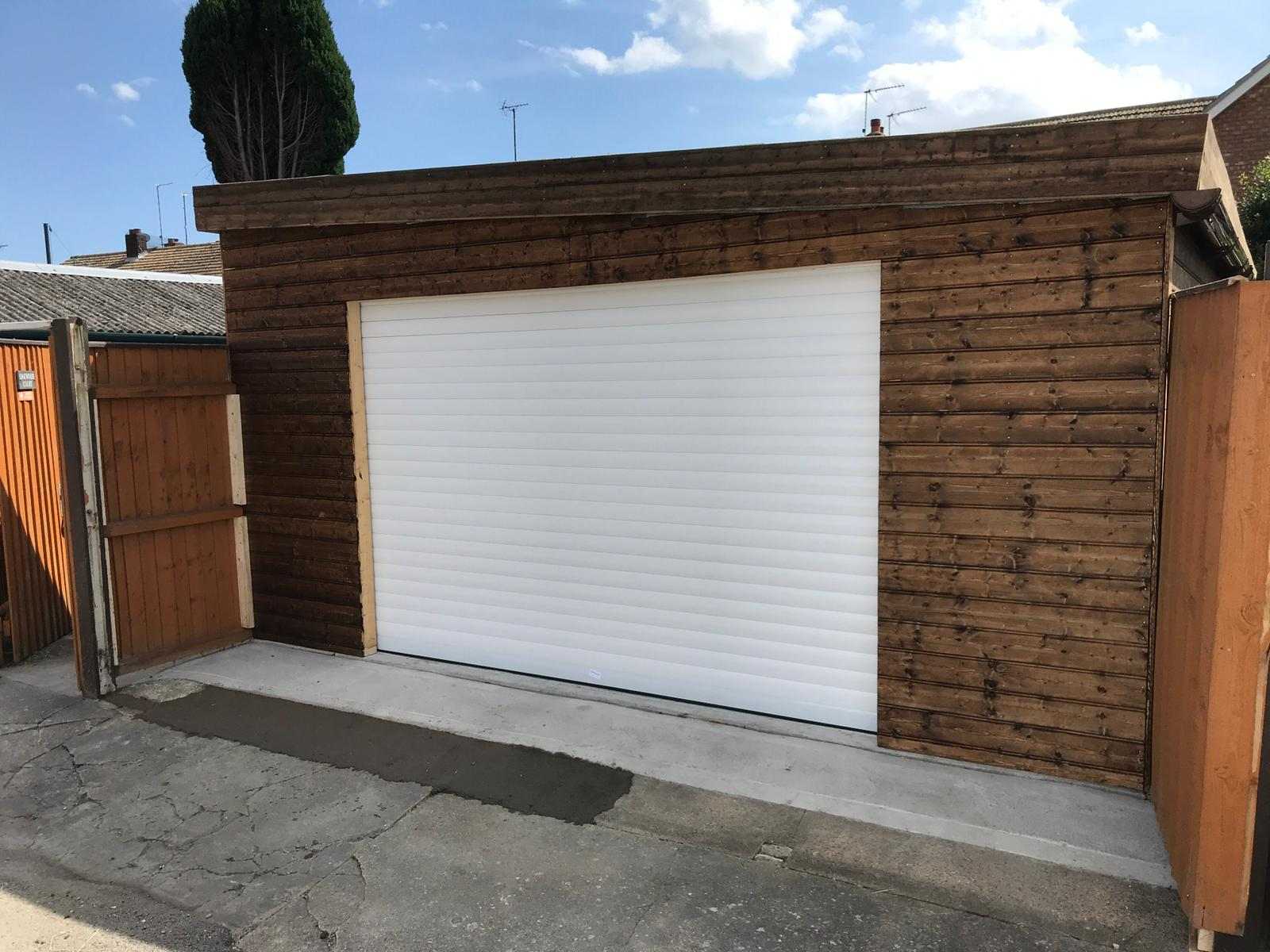 Automatic Garage Doors Norwich, Lowestoft, Ipswich Automatic Garage Doors Norwich, Lowestoft, Ipswich