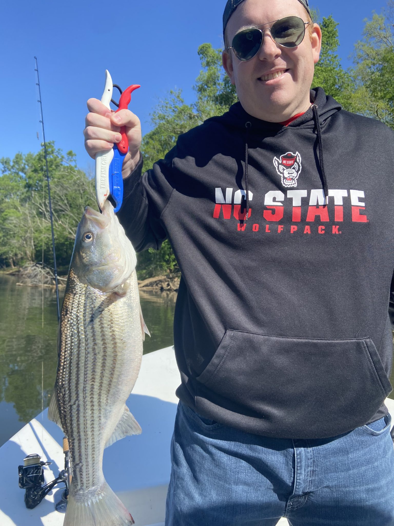 Roanoke Striper Fishing Guide Eastern NC Fishing Guide