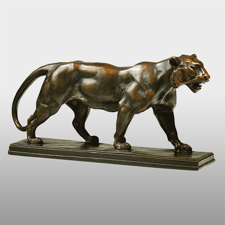 China Factory directly bronze life size panther statue for sale factory