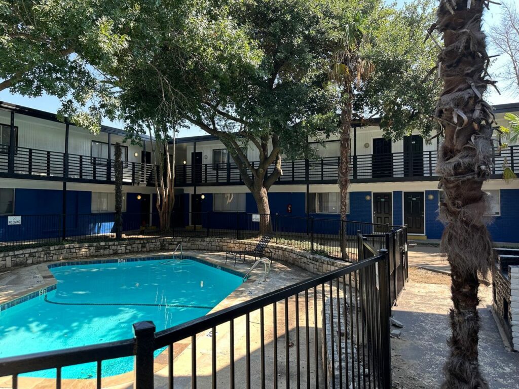 Capri Eastwind Apartment Communities