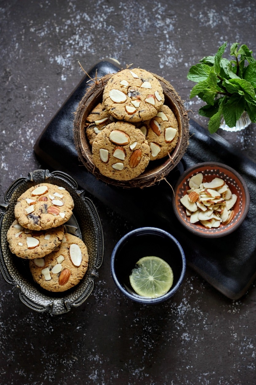 ALMOND & COCONUT FLOUR COOKIES (Eggless) Easy Food Smith