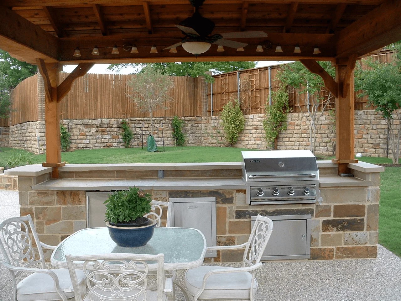 How to Install Outdoor Porch Ceiling Fans