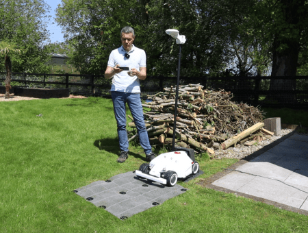 LUBA AWD 5000 Review – Perimeter Wire Free Robotic Lawn Mower
