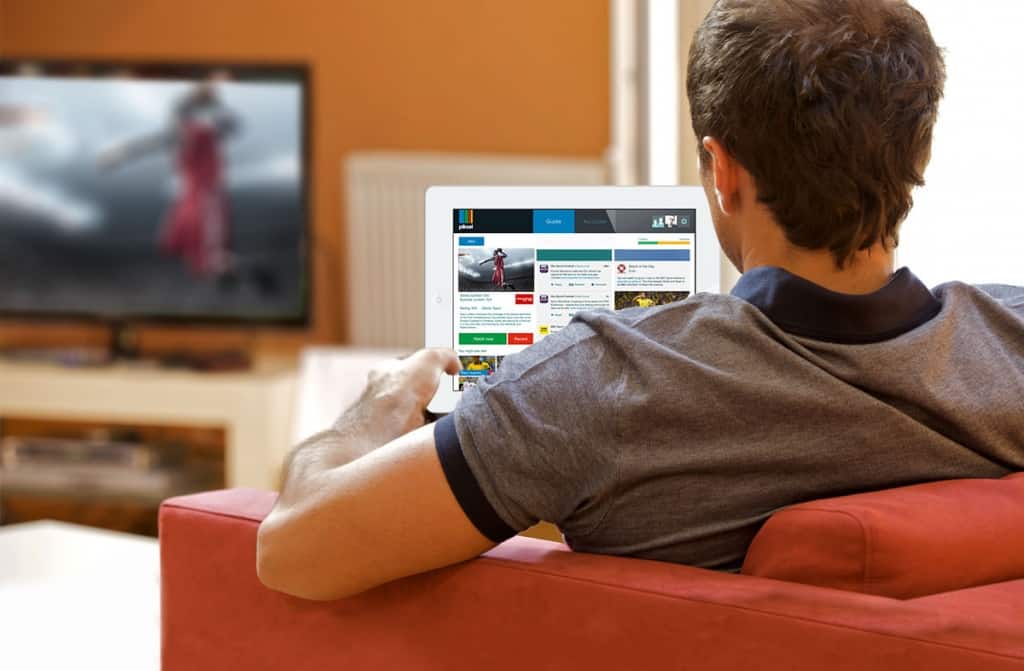 Motorola AC1900 vs Netgear Nighthawk Best Modem Router Combo in 2024