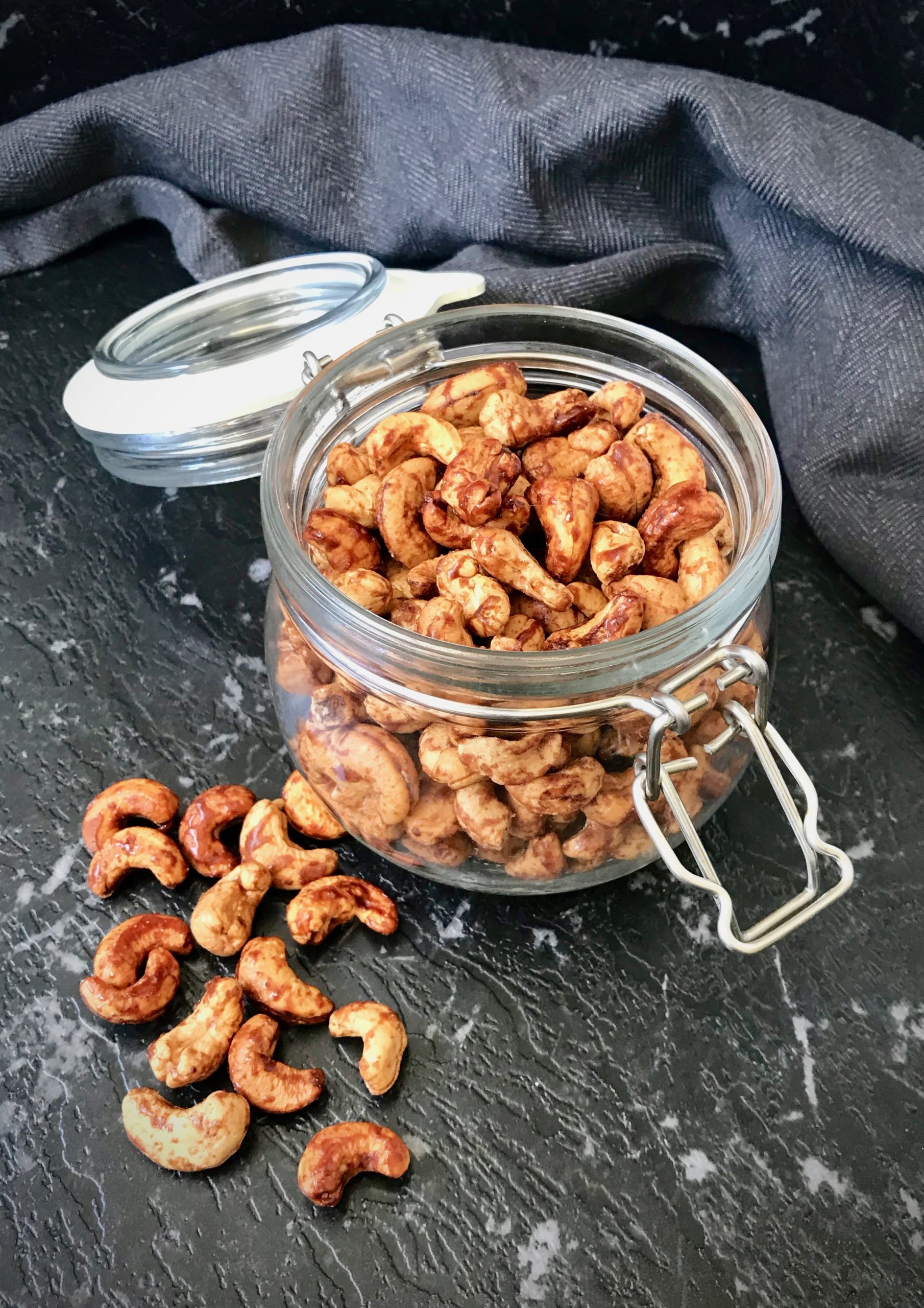 Salted Caramel Roasted Cashews Easy Read Recipes by Leanne Foreman