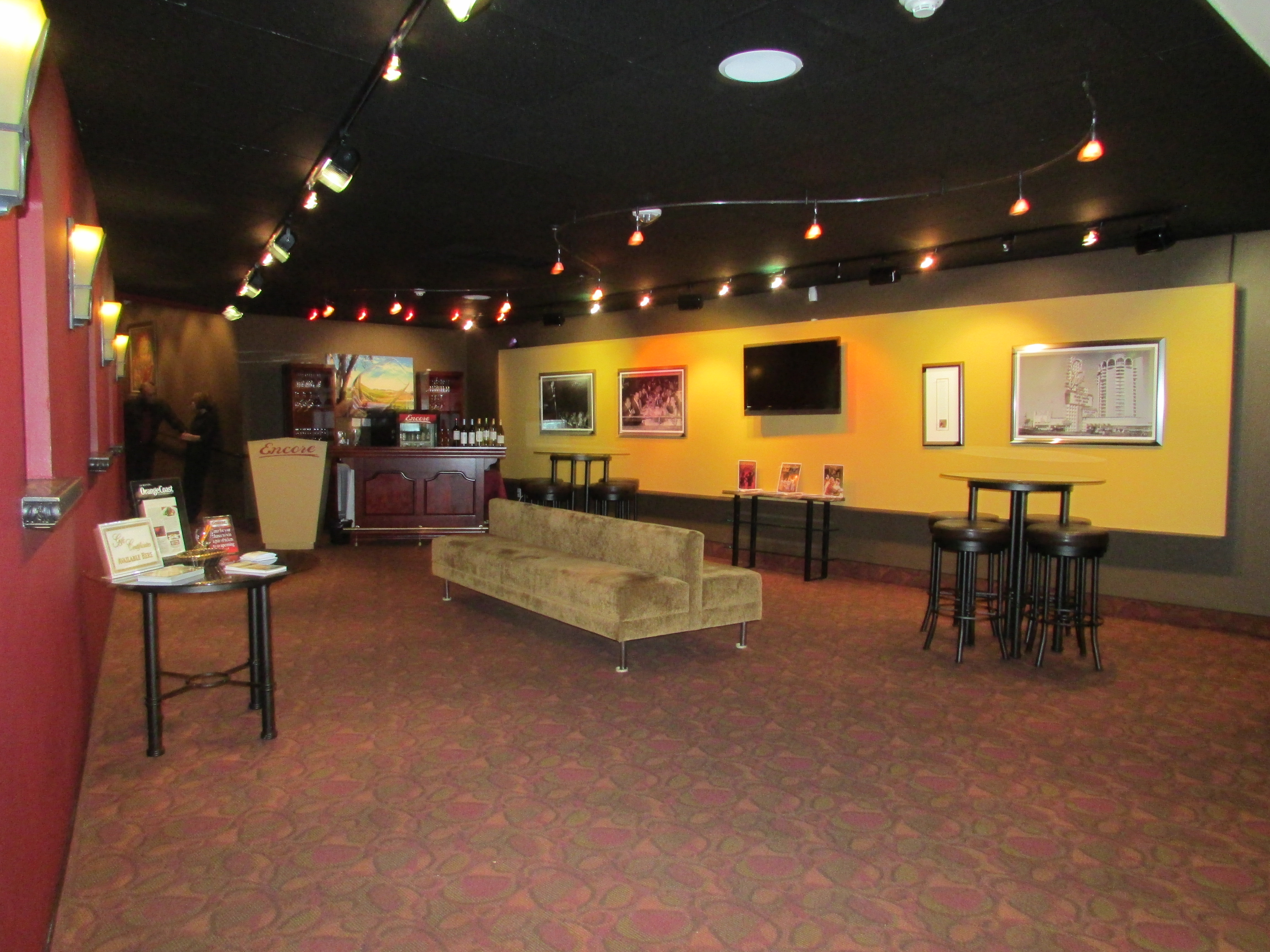 The Encore Dinner Theater A Fantastic Venue Eat Drink Oc
