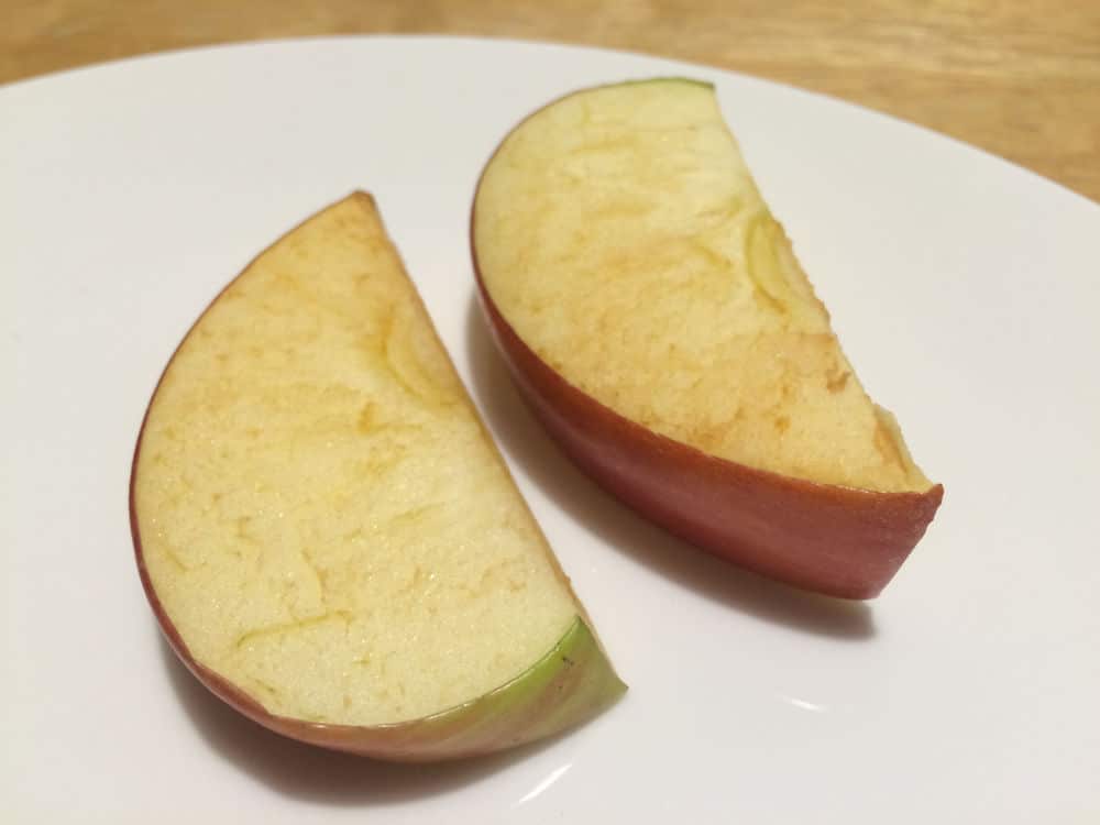 Apple slices turned brown