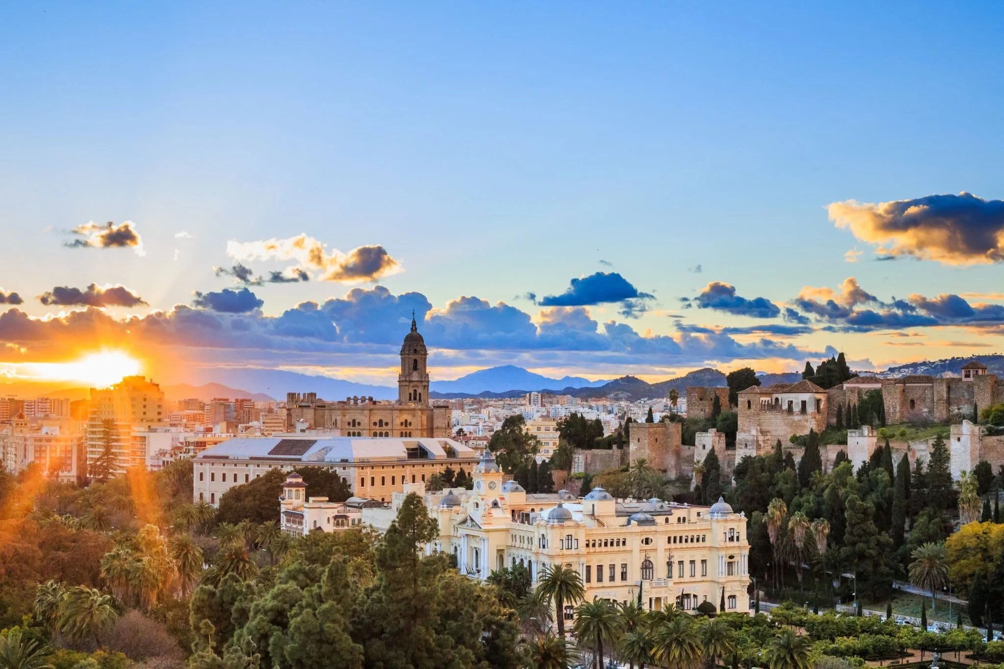 Málaga Cycling Hub Bike Hire, Bike Shop, Cycling Kit