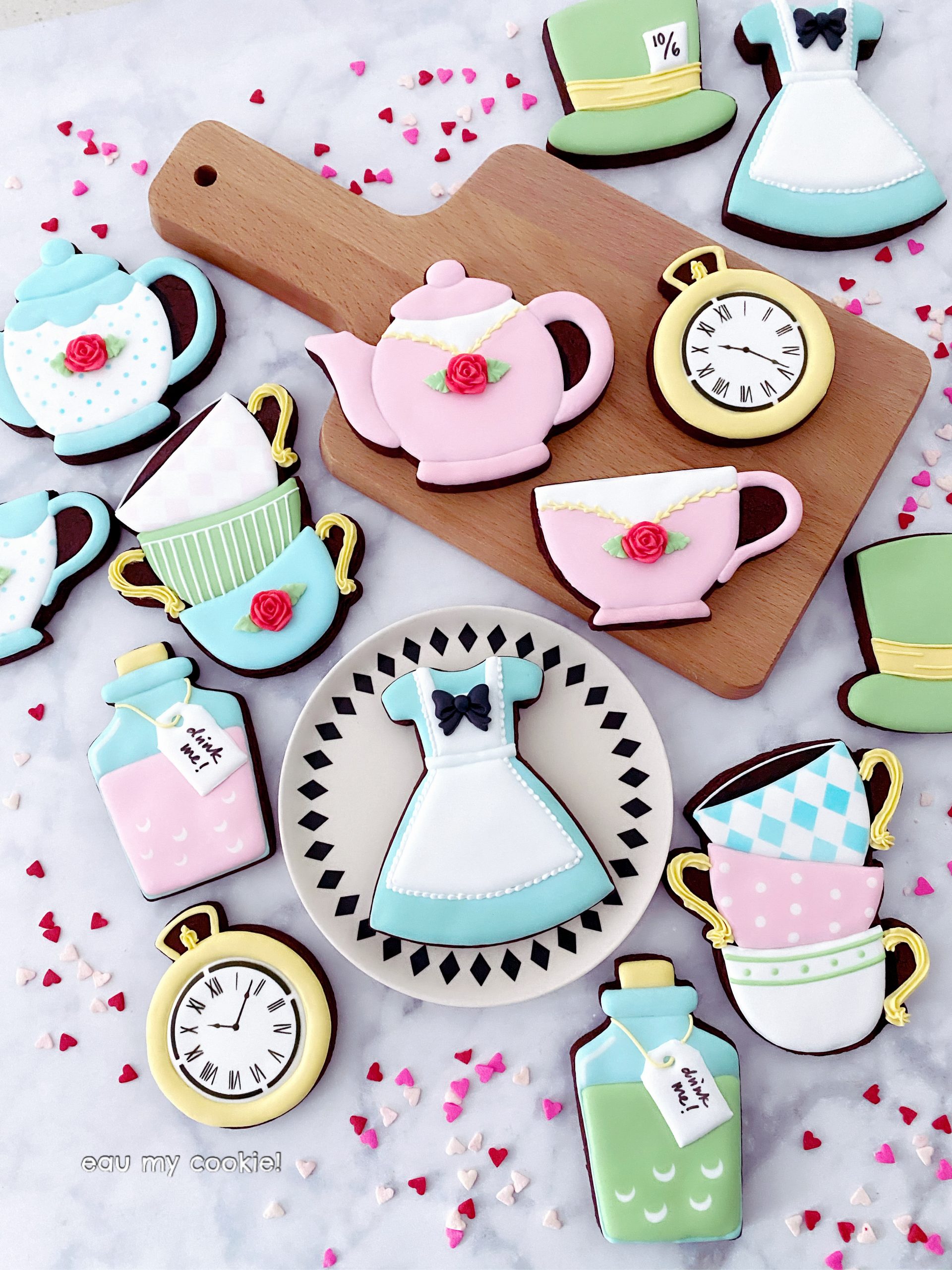 Alice in Wonderland Set (7 cutters) eau my cookie! Singapore Cookie