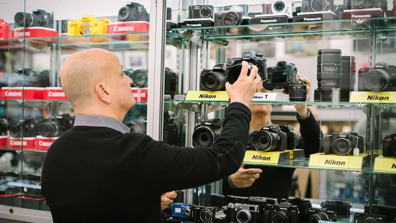 Seller Spotlight Silvio Cohen and Willoughby’s Cameras eBay Main Street