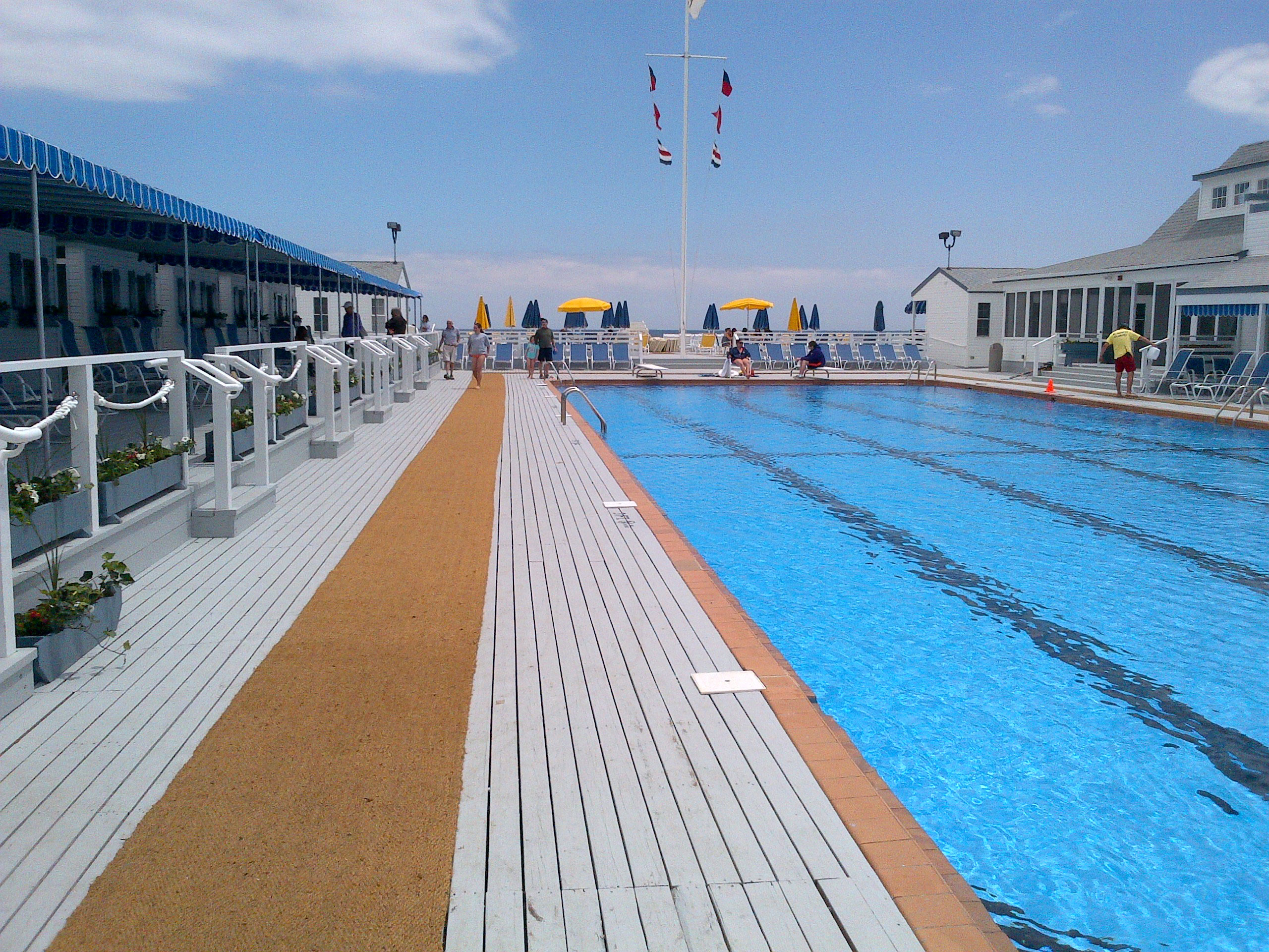 Reconstruction ELBERON BATHING CLUB