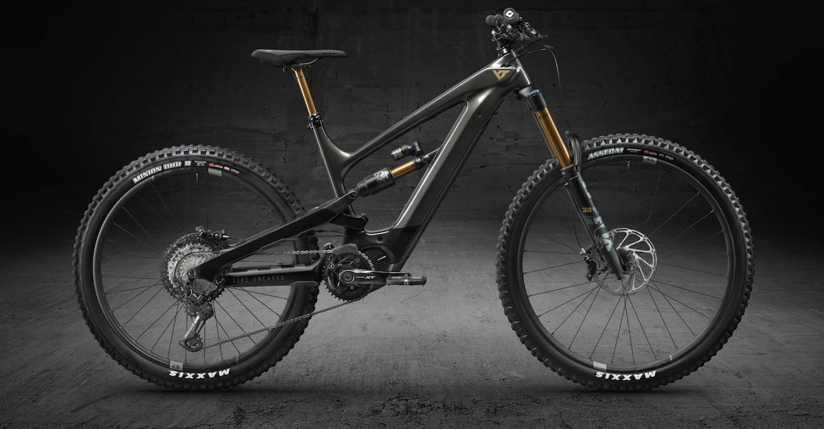 YT Decoy Elite, la versione di fascia alta con sospensioni Fox