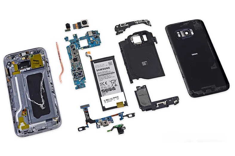 ¿Cuáles son los componentes más caros de un celular