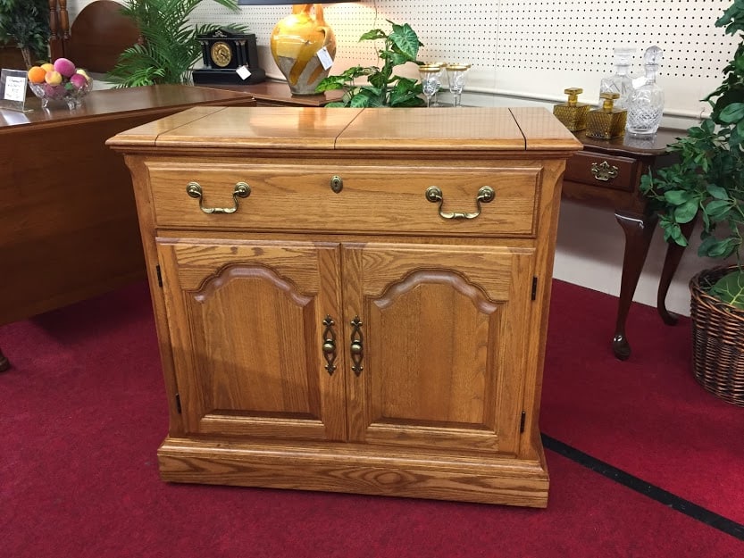 Best Price Pennsylvania House Oak Flip Top Server For Sale