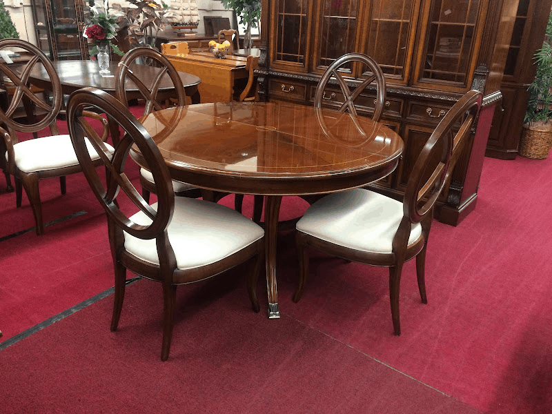 Vintage Dining Table, Thomasville Furniture, Bogart Collection What is