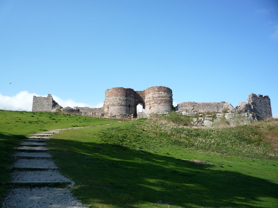 BEESTON CASTLE