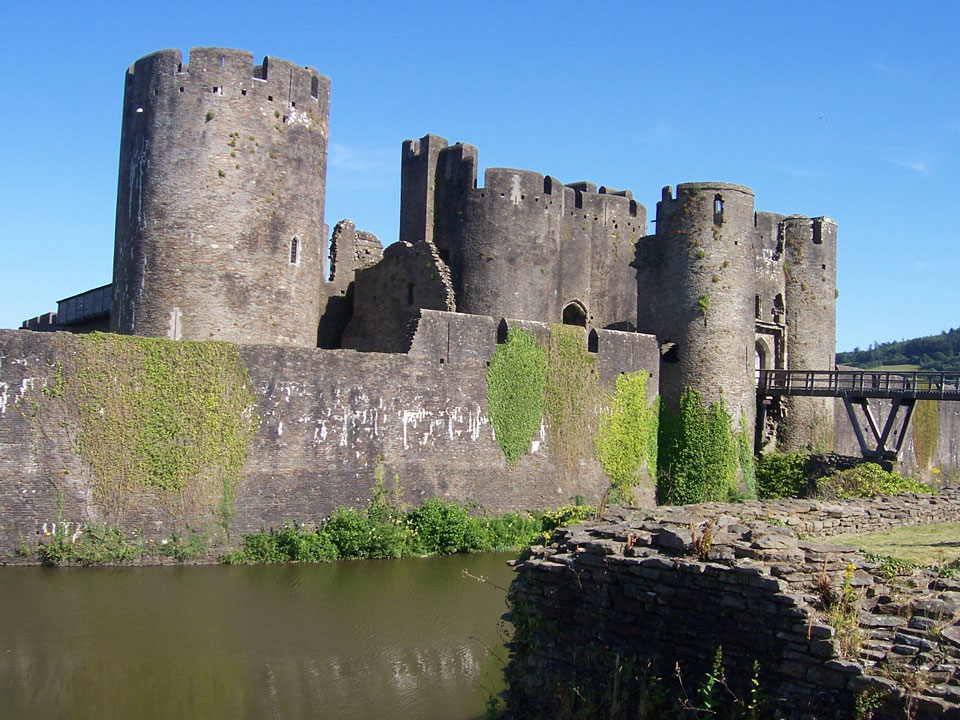 CAERPHILLY CASTLE