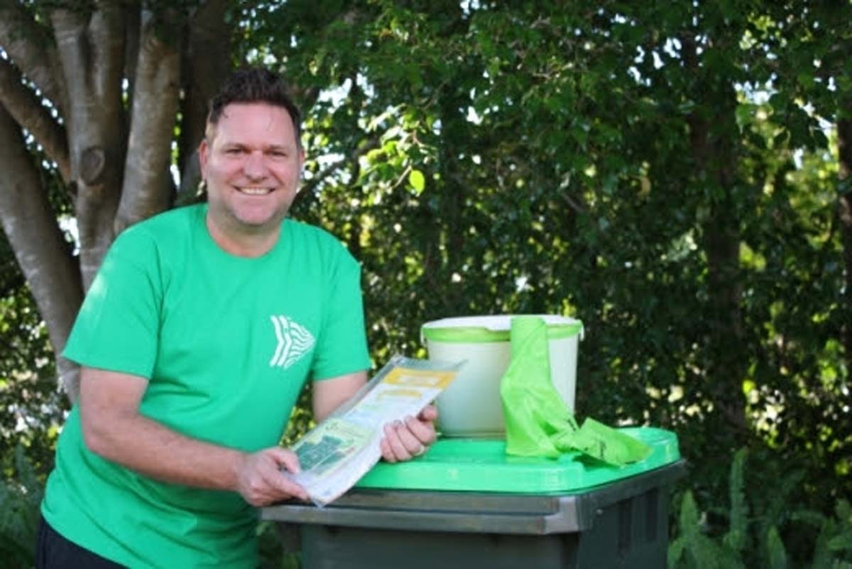 Roll out begins of Byron's new organics bins The Echo