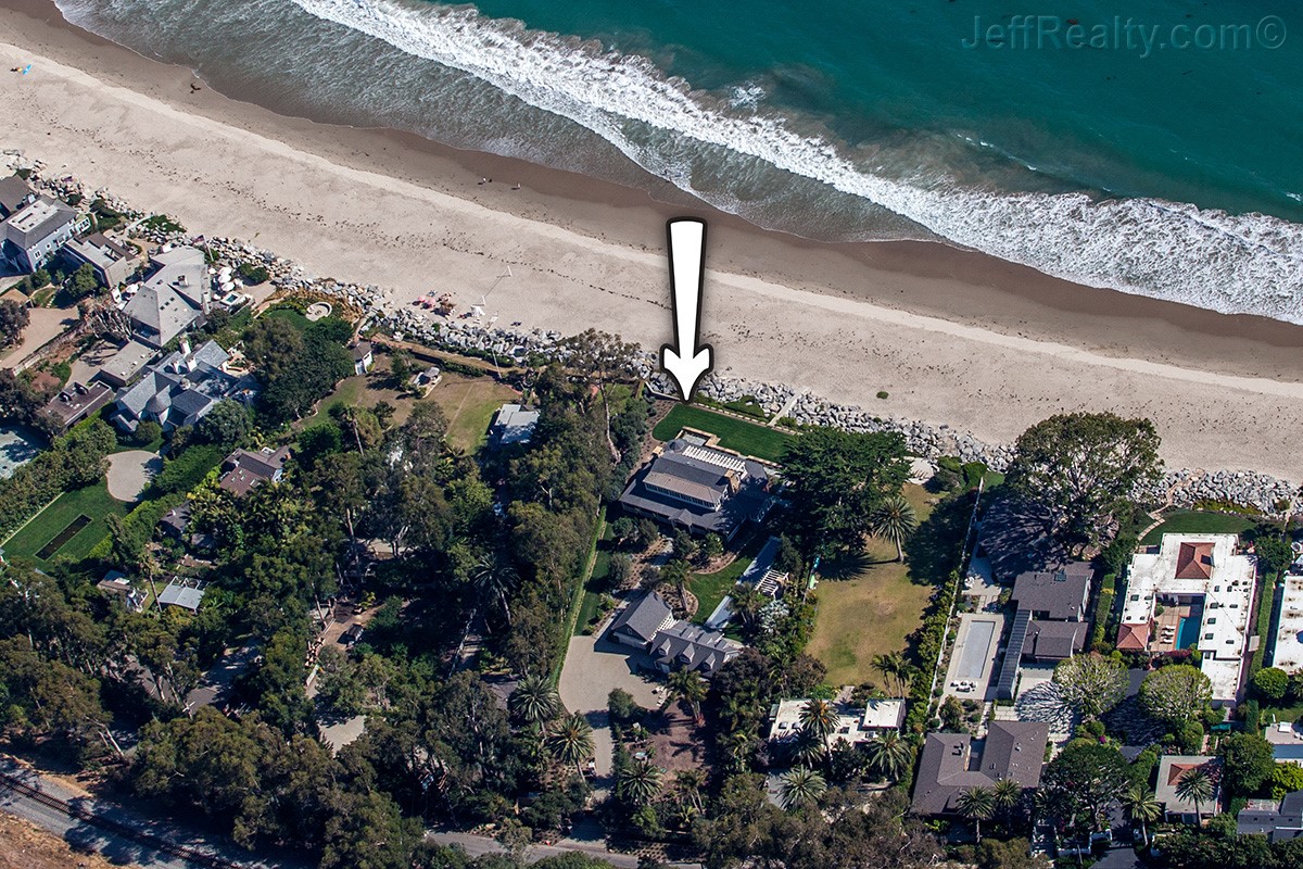 Lucas' Home Infuriates Neighbors and Real Estate Enthusiasts