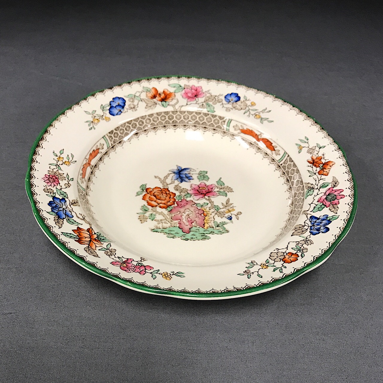 Spode Chinese Rose 2/9253 Rim Soup Echo's China