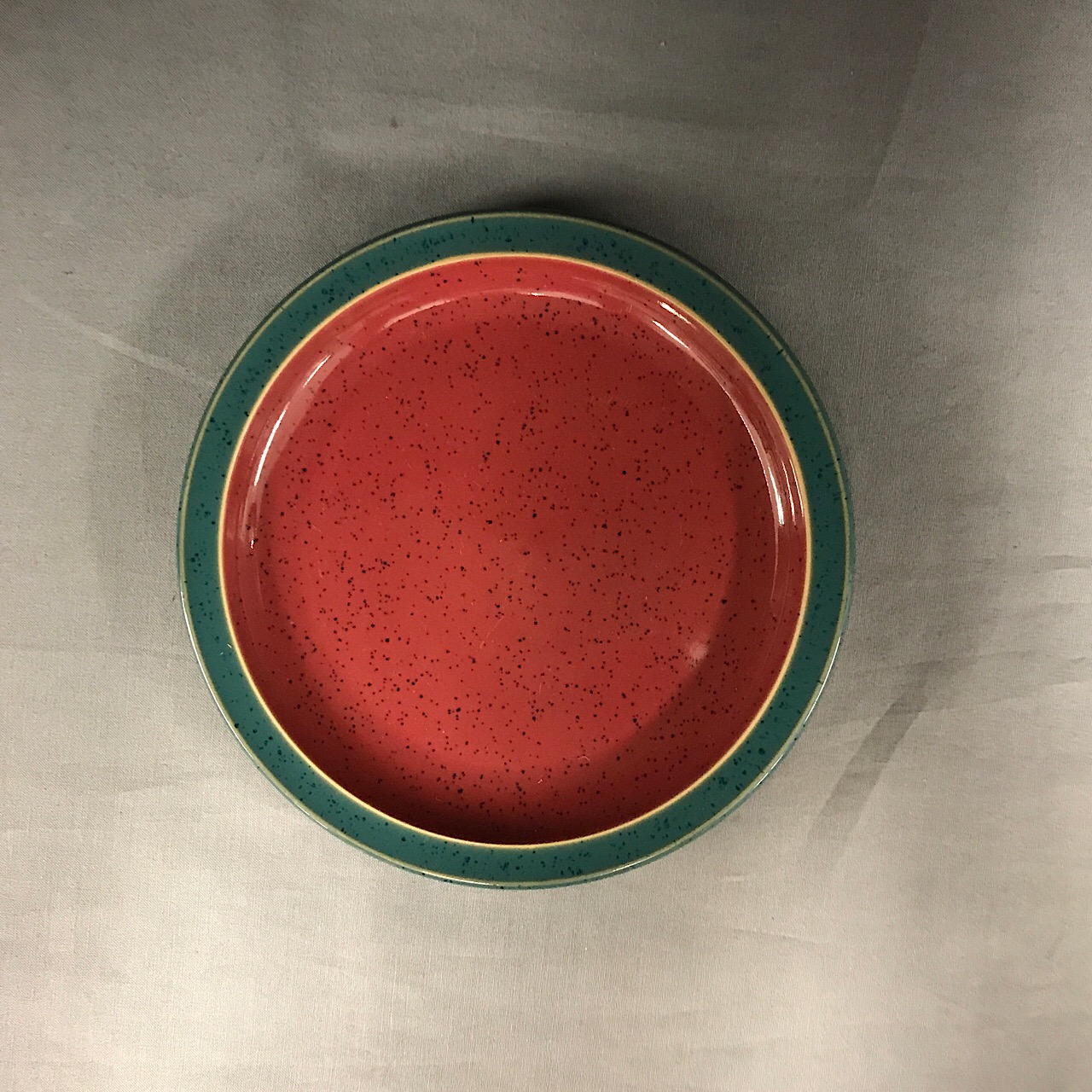 Denby Harlequin Bread and Butter Red and Green Echo's China