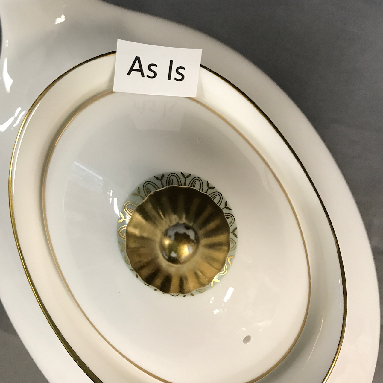 Royal Doulton English Renaissance Teapot Large Echo's China