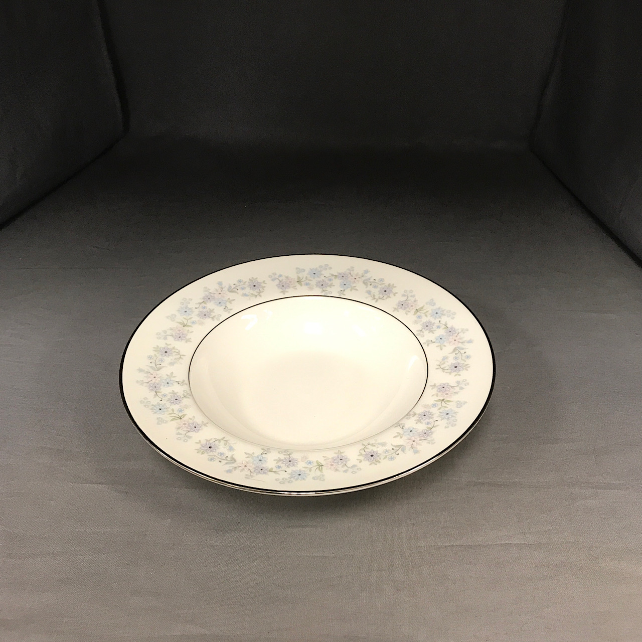 Royal Doulton Amersham Rim Soup Echo's China