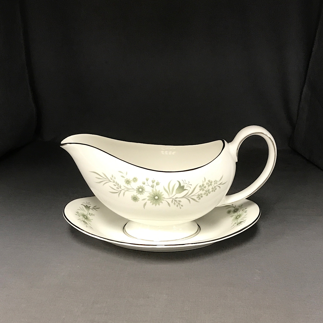 Wedgwood Westbury Gravy Boat and Stand Echo's China